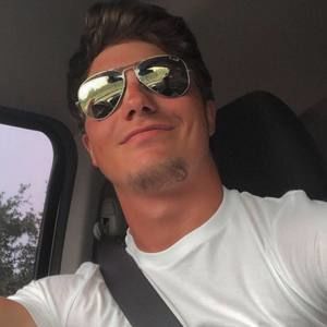 Meet your Posher, Jared